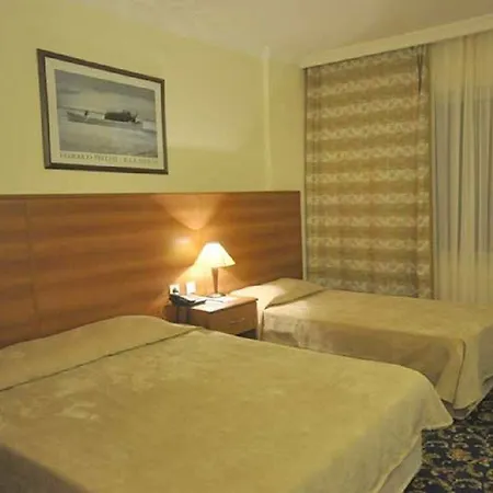 Otel Pineta Club 4*