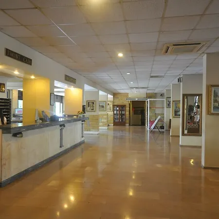 Pineta Club Hotel 4*
